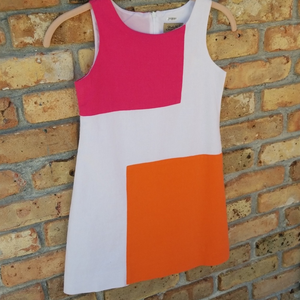 🌺Adorable tailored linen and rayon dress!🌺